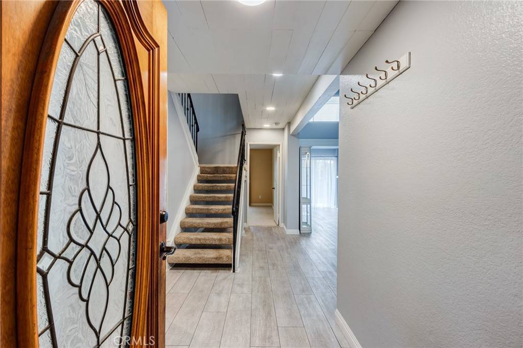Upland, CA 91784,1320 Shadow CIR