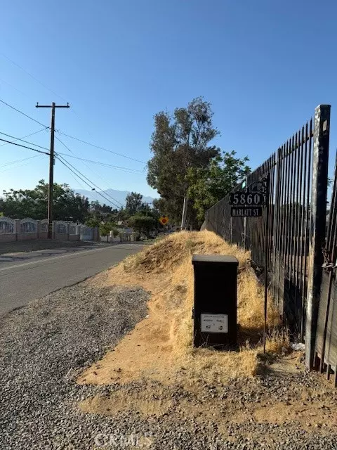 Jurupa Valley, CA 91752,5860 Marlatt