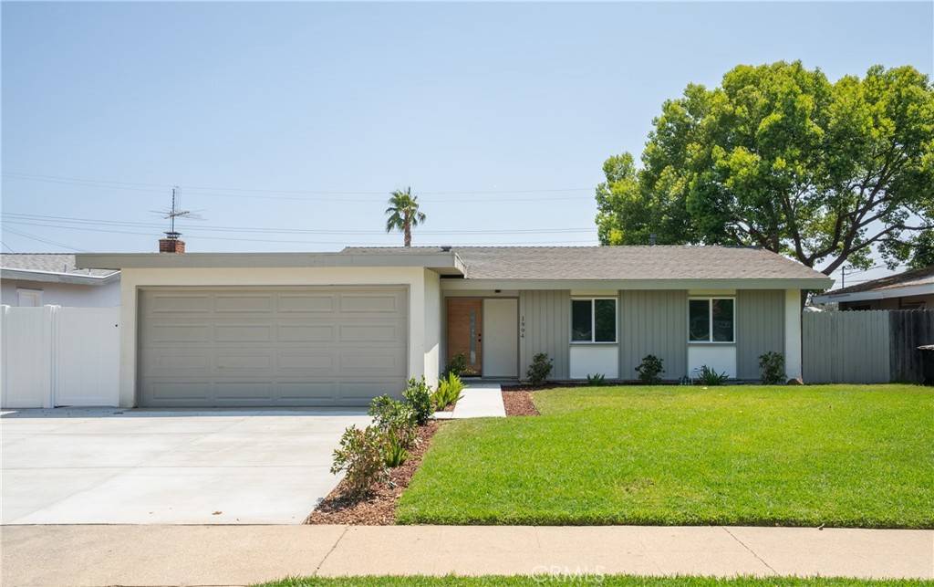 1994 11th ST, La Verne, CA 91750