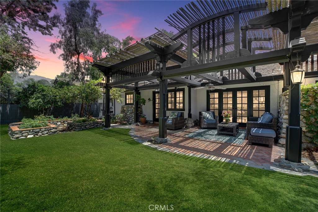 Claremont, CA 91711,2293 Bonnie Brae AVE
