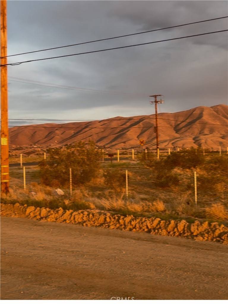 Apple Valley, CA 92308,10420 Kiowa RD