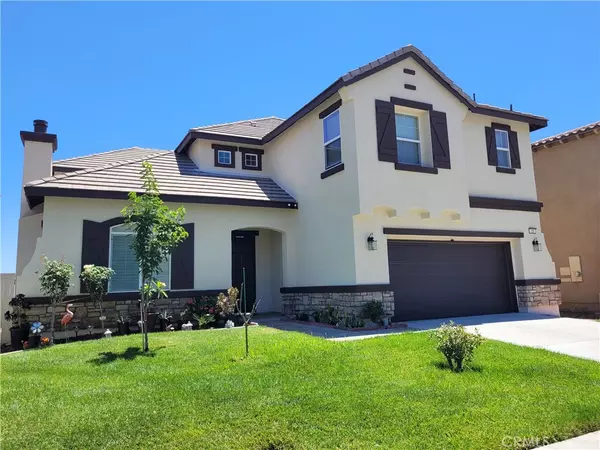 23 Plaza Modena, Lake Elsinore, CA 92532