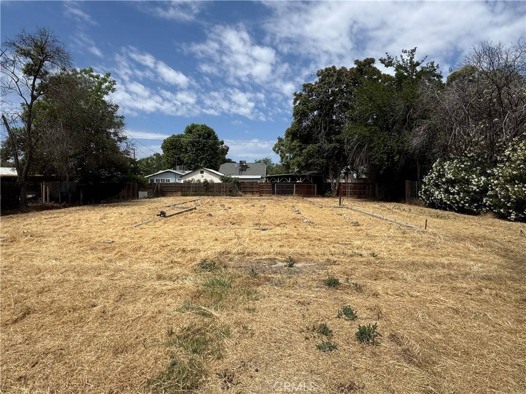 807 S Court ST, Visalia, CA 93277