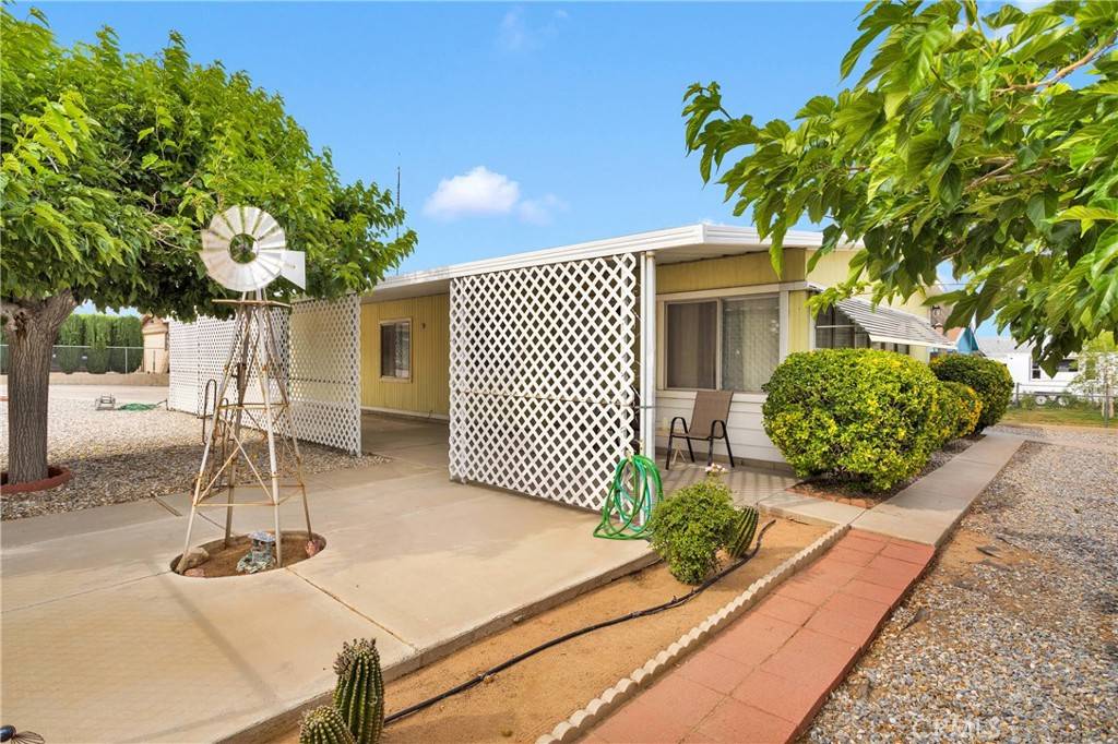 Hesperia, CA 92345,19154 Lindsay ST
