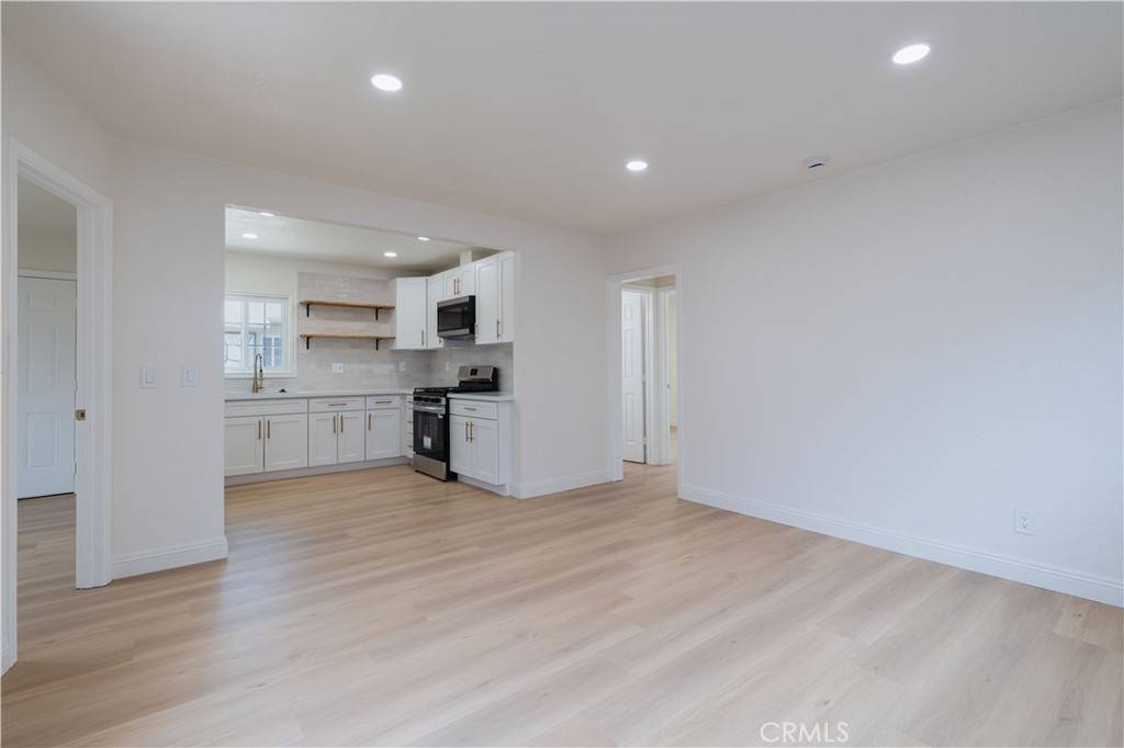 San Bernardino, CA 92411,1356 W 10th ST