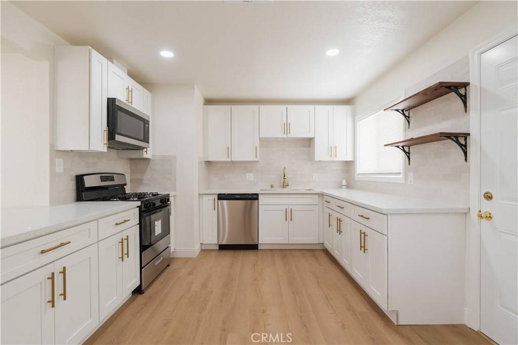 La Puente, CA 91744,16207 Bamboo ST
