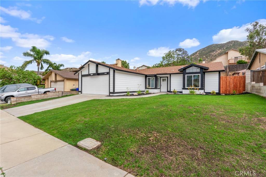 Fontana, CA 92337,11989 Suzanne DR