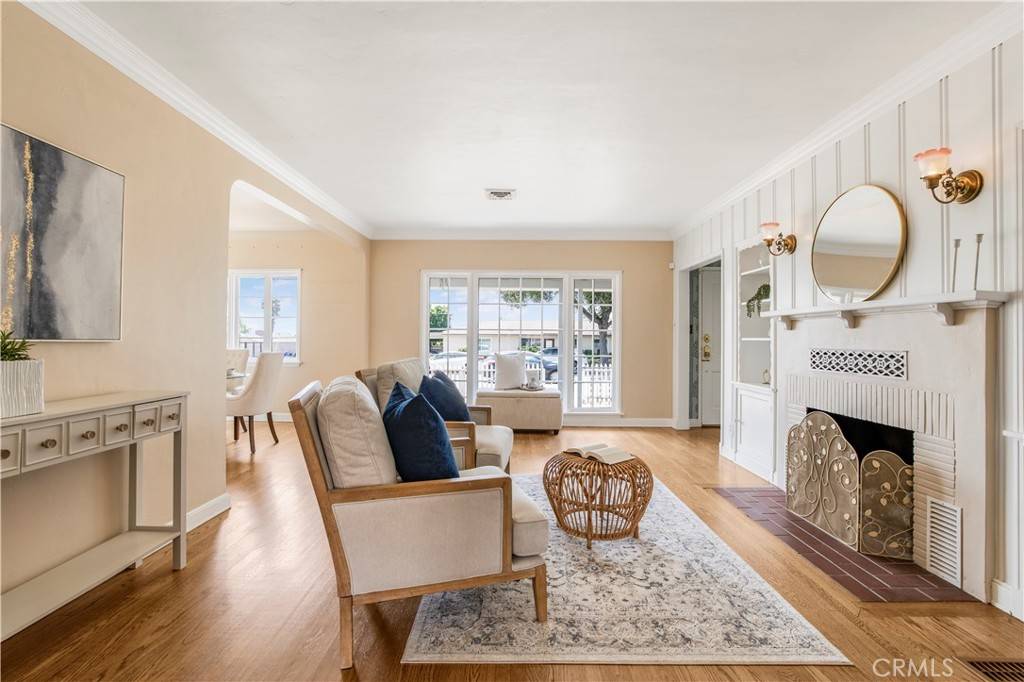 Upland, CA 91786,695 W 13th ST
