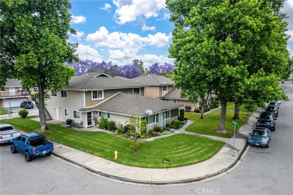 La Verne, CA 91750,2945 Knollwood AVE