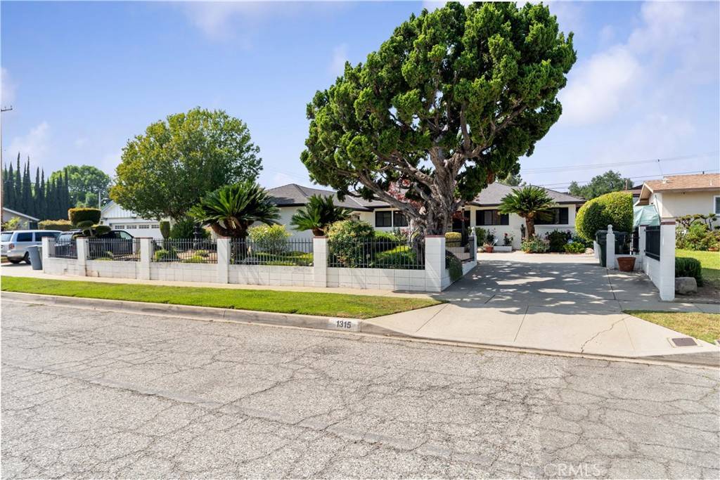 Covina, CA 91724,1315 E Wingate ST