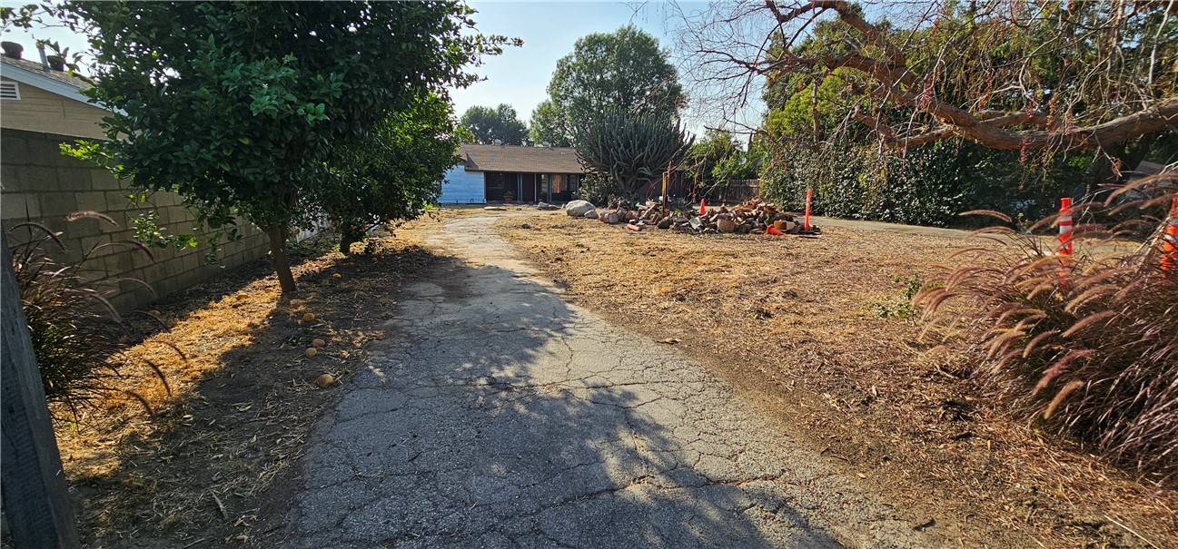 El Monte, CA 91732,5319 Durfee AVE