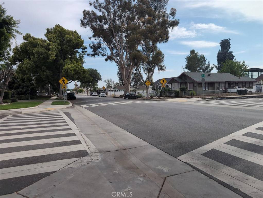 Upland, CA 91786,416 N 3rd AVE