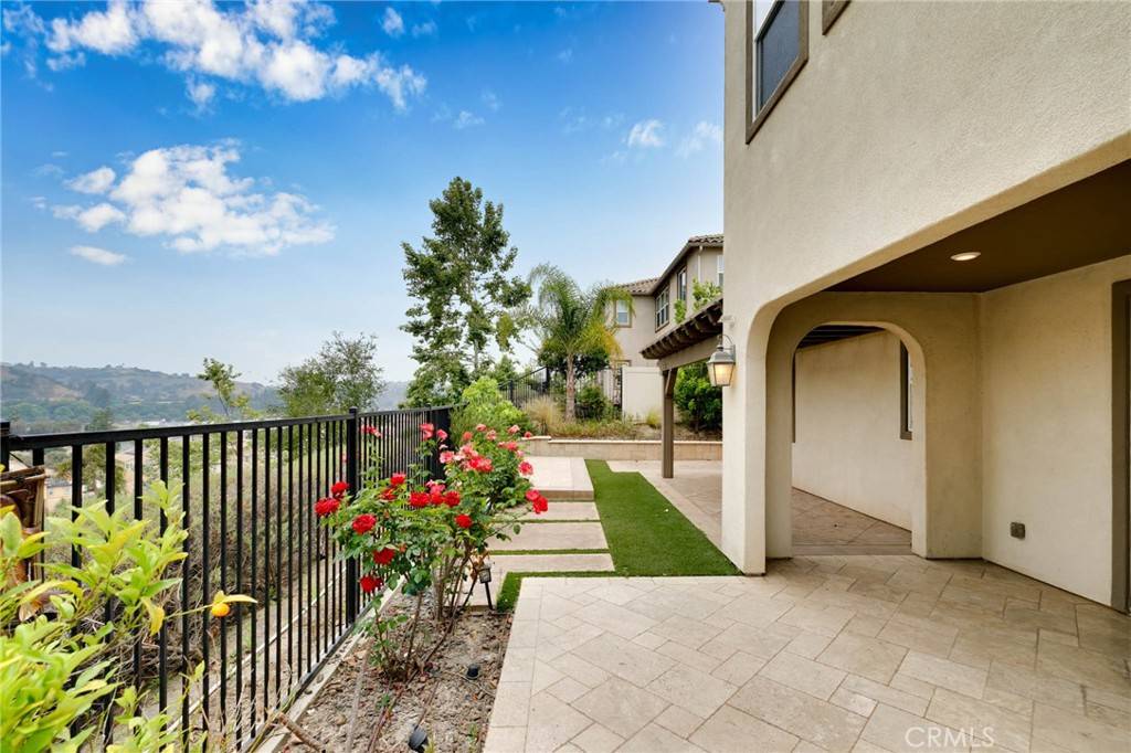 Diamond Bar, CA 91765,21109 Willow Heights DR