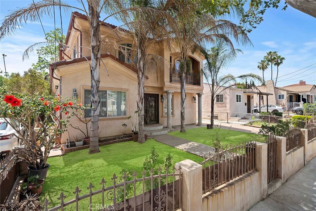 Los Angeles, CA 90032,3339 Dorchester AVE