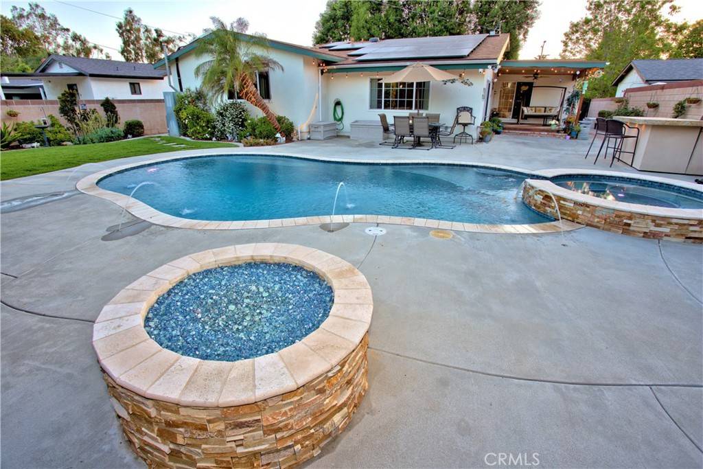 Glendora, CA 91741,358 N Grand AVE