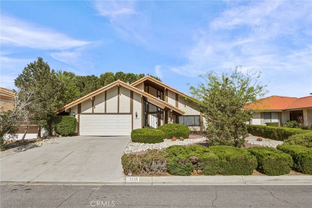 Victorville, CA 92395,13235 Palos Grande DR