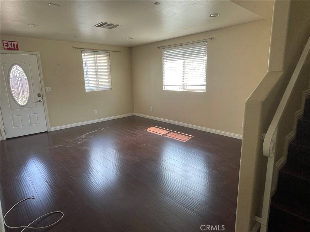 Pomona, CA 91766,580 E 12th ST