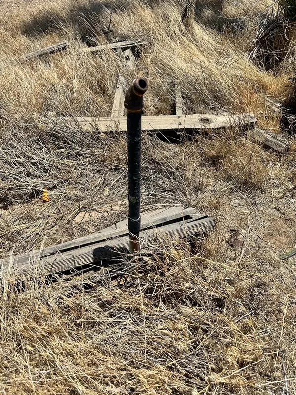 Phelan, CA 92371,9234 E Arrowhead RD