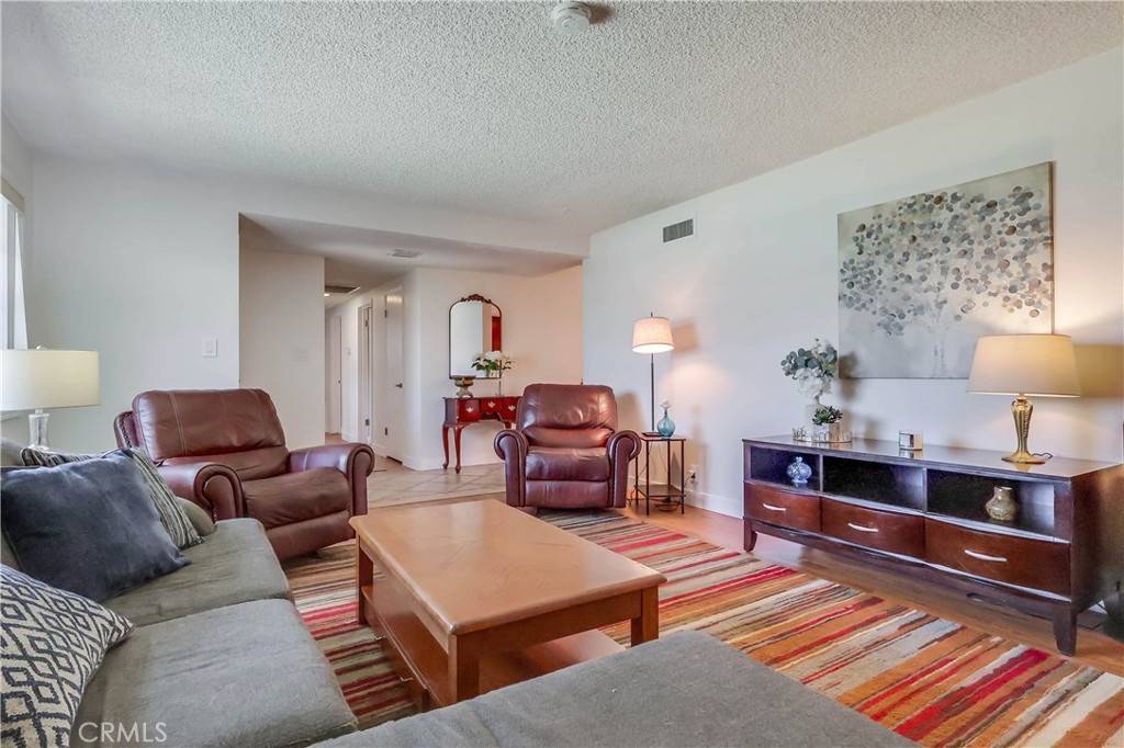 San Dimas, CA 91773,1332 Carew ST