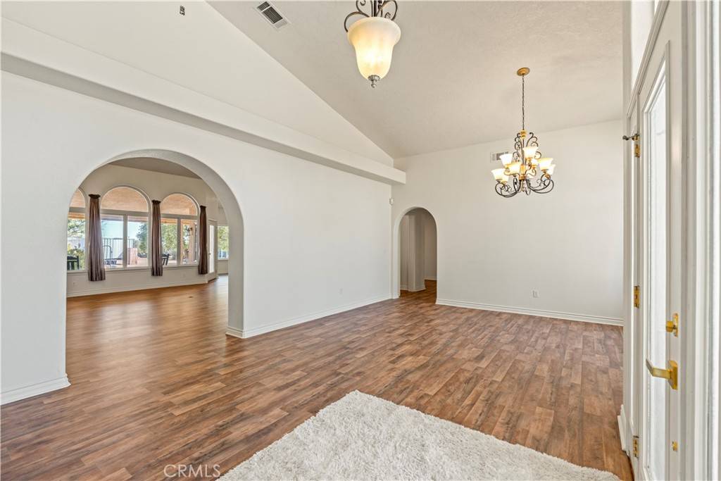 Phelan, CA 92371,9098 Rattlesnake RD