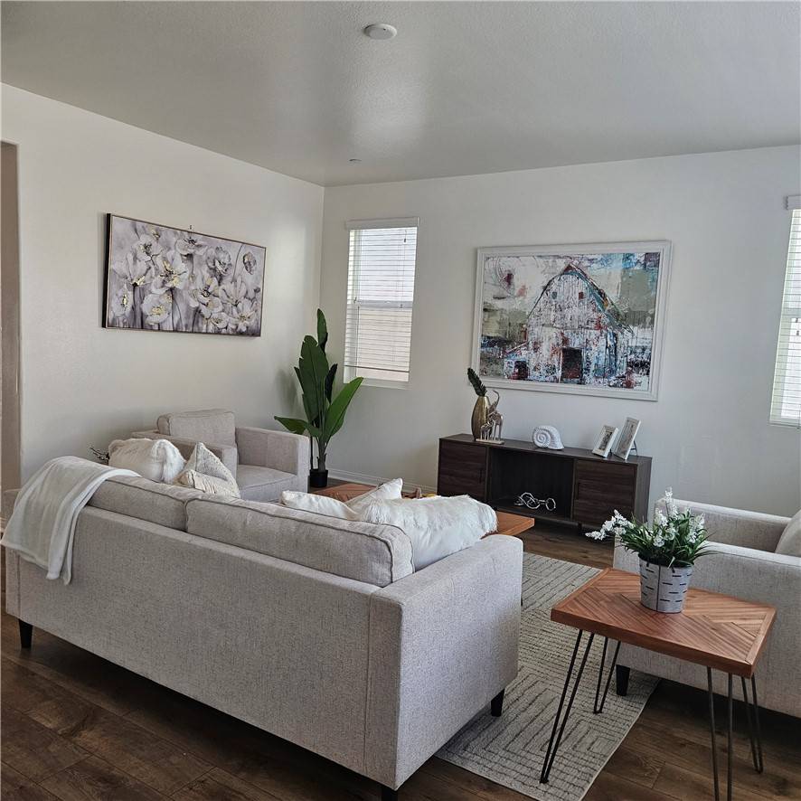 Chino, CA 91708,7739 Lupin ST
