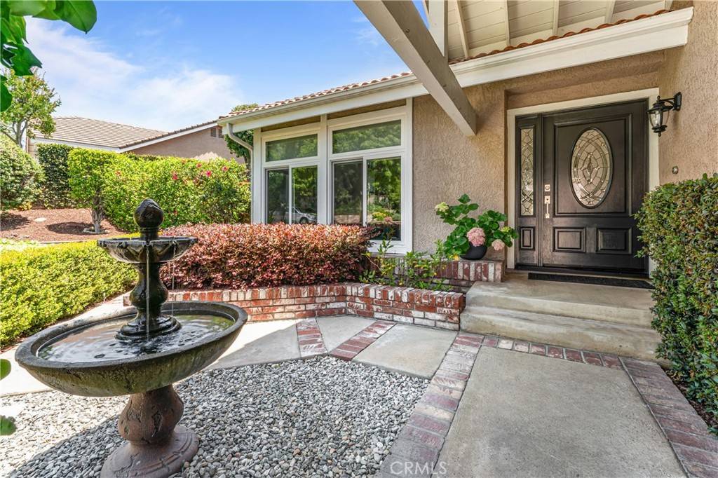 Upland, CA 91784,2074 Redgrove WAY