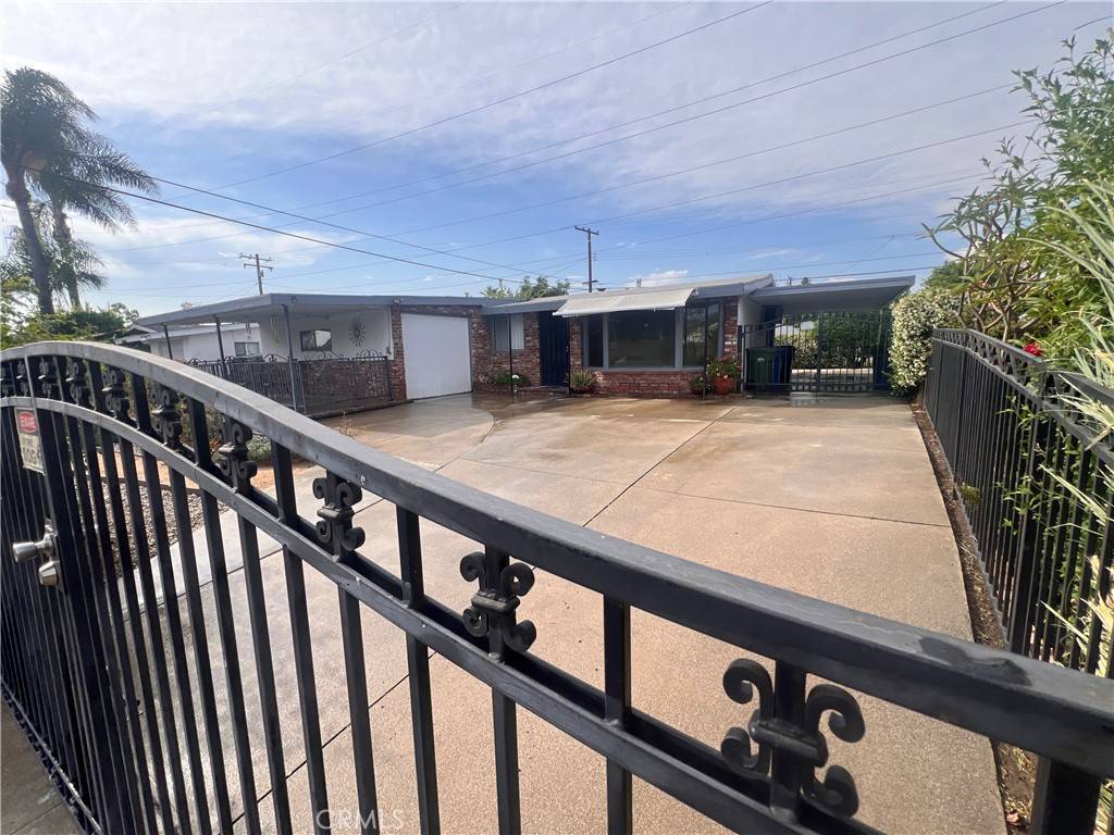 Azusa, CA 91702,17139 E Newburgh ST