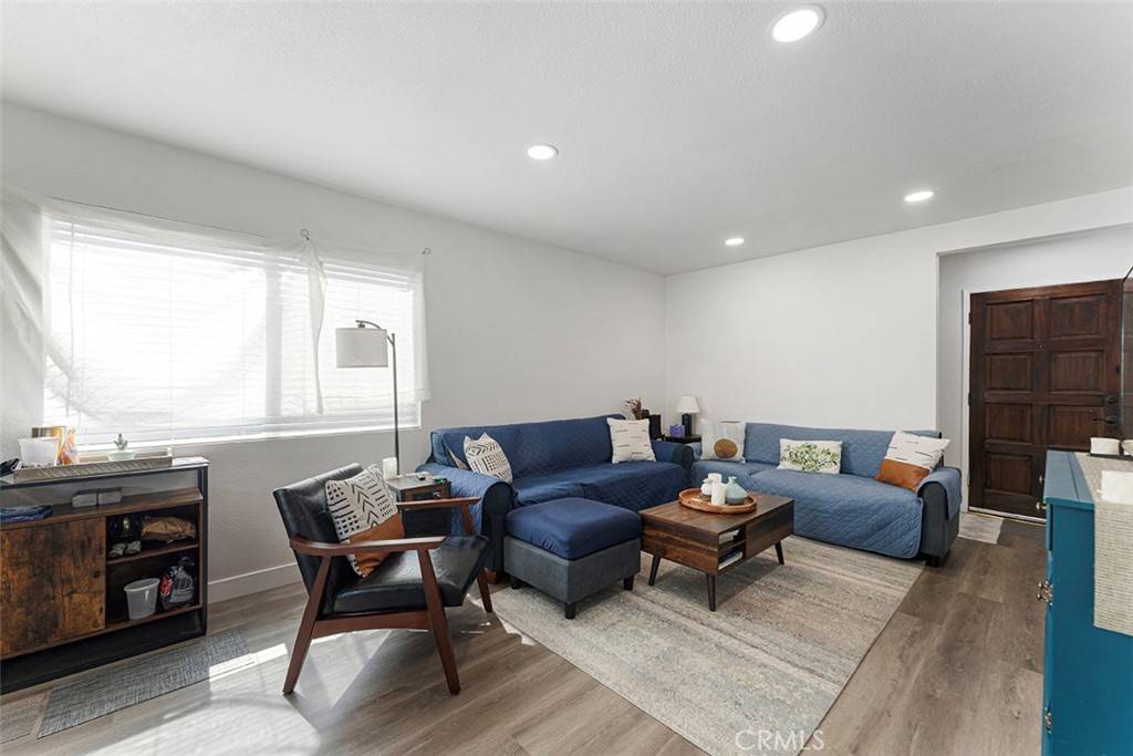 Riverside, CA 92503,9595 Altadena DR