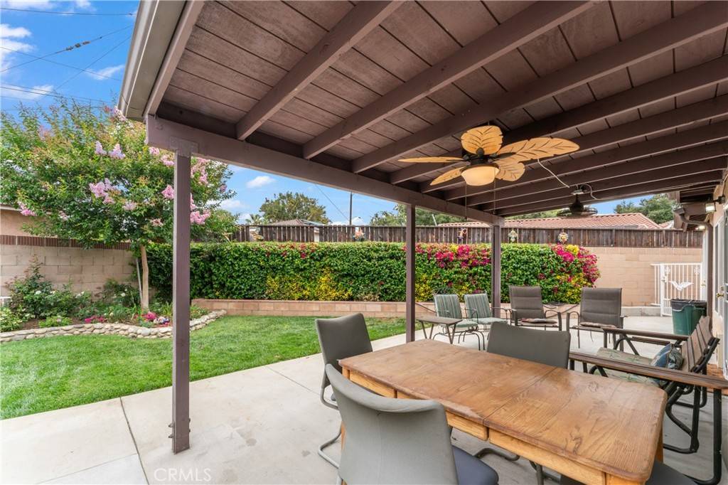 Azusa, CA 91702,433 E Mason ST