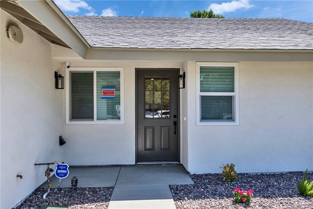 Fontana, CA 92336,16409 Barbee ST