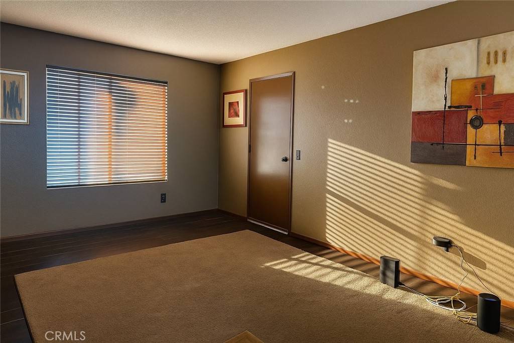 Perris, CA 92571,129 Appletree DR