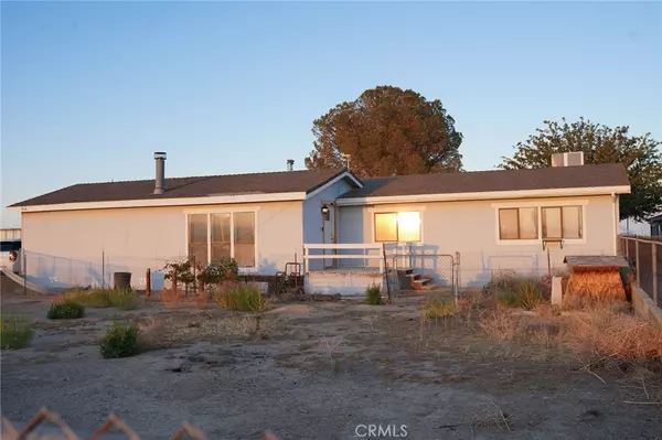 818 60th ST W, Rosamond, CA 93560