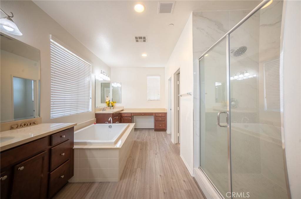 Fontana, CA 92336,15930 Chorus LN