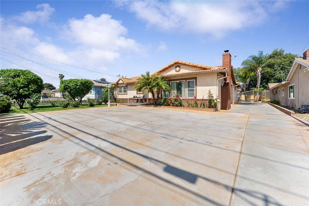 Covina, CA 91724,1170 N Glendora AVE