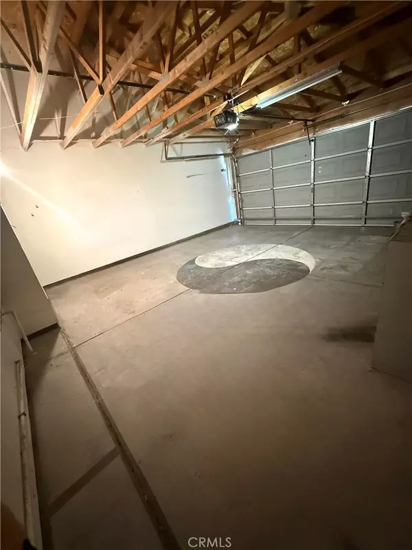 Victorville, CA 92392,13590 Fox Point RD