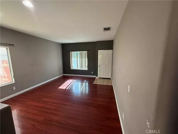 Victorville, CA 92392,13590 Fox Point RD