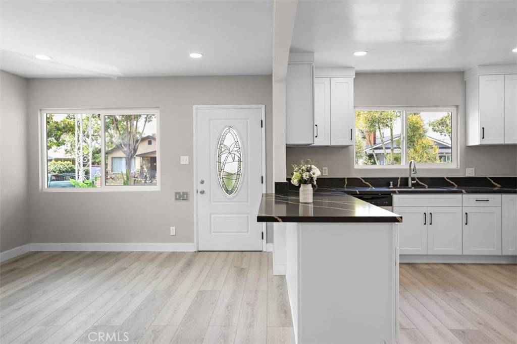 5021 Harbor Street, Commerce, CA 90040
