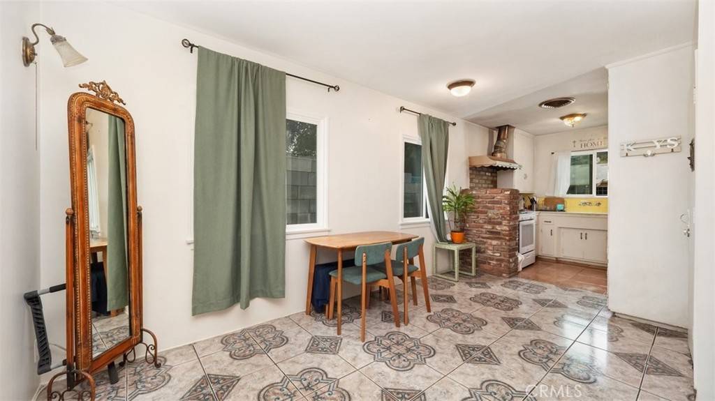 Tujunga, CA 91042,7117 Shadygrove ST