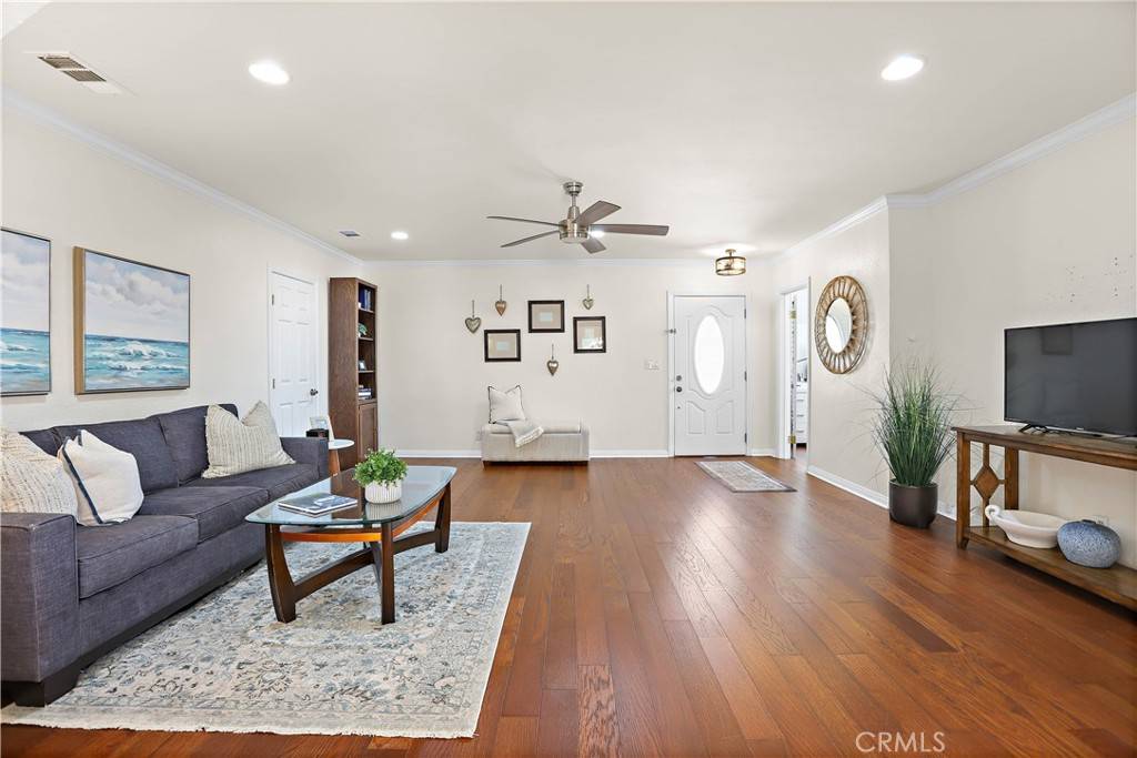 Covina, CA 91724,5066 North Nearglen Avenue