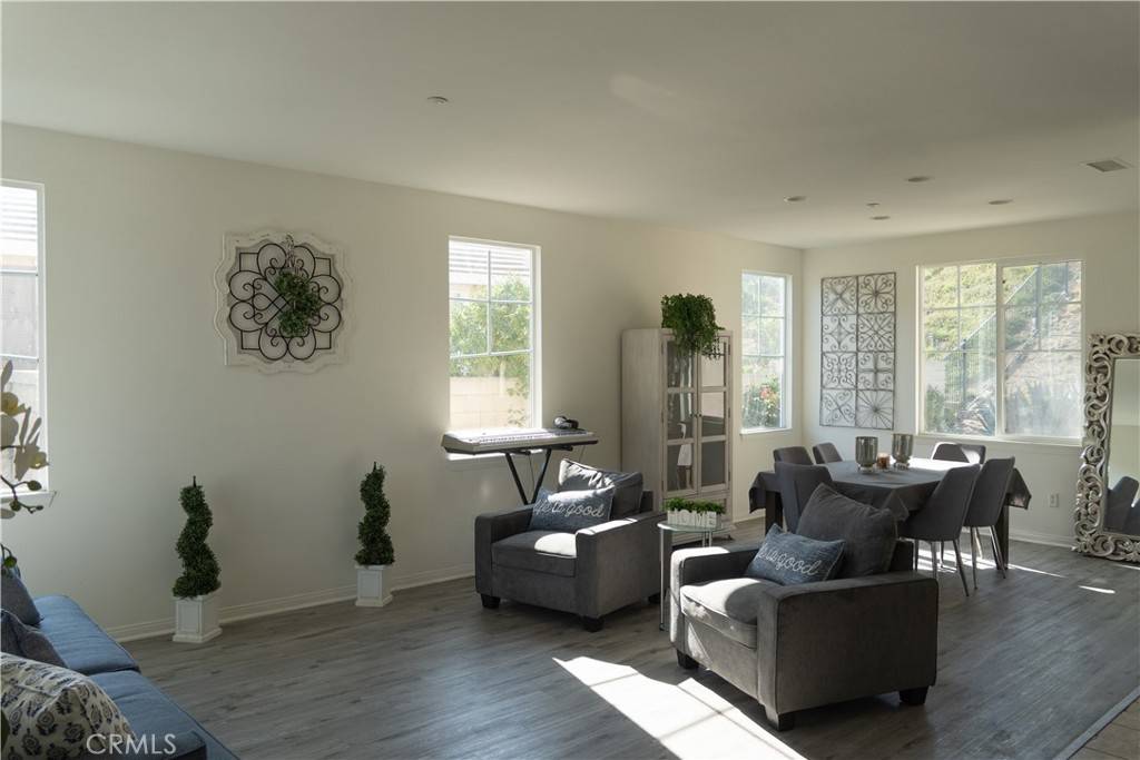 Highland, CA 92346,29020 Davis LN