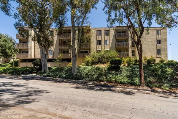 Montebello, CA 90640,1620 Neil Armstrong ST #306