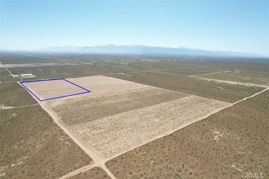 Adelanto, CA 92301,11 Vinton RD