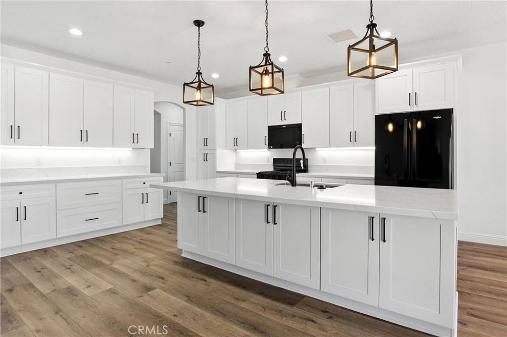 Apple Valley, CA 92307,15323 Turquoise Rd