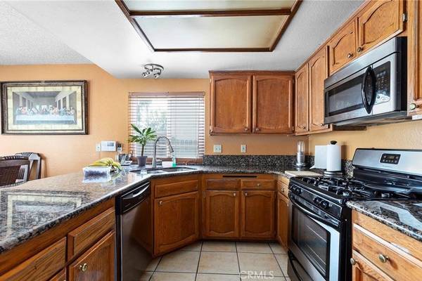 Moreno Valley, CA 92551,24349 Kurt CT