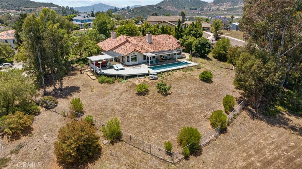 2988 Jesmond Dene Heights Rd, Escondido, CA 92026