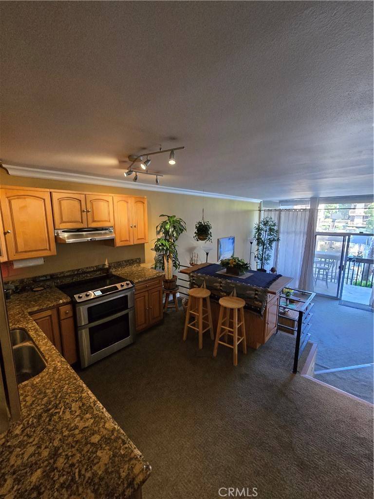 Long Beach, CA 90803,7124 Marina Pacifica DR N