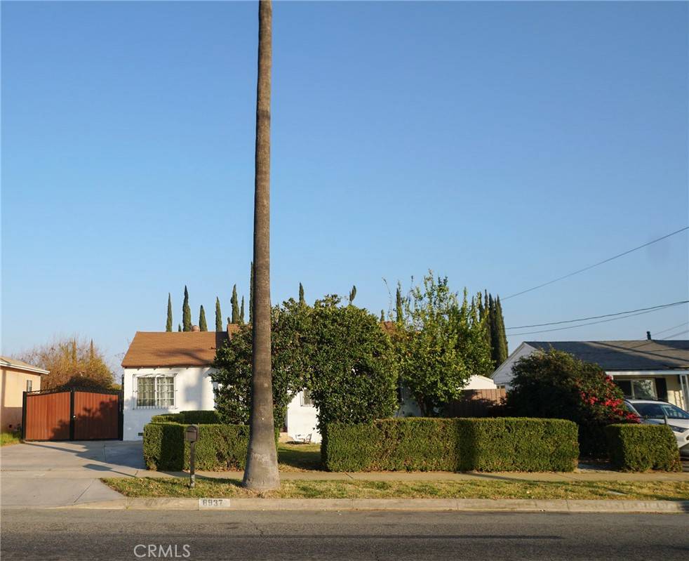 Fontana, CA 92335,8937 Palmetto AVE