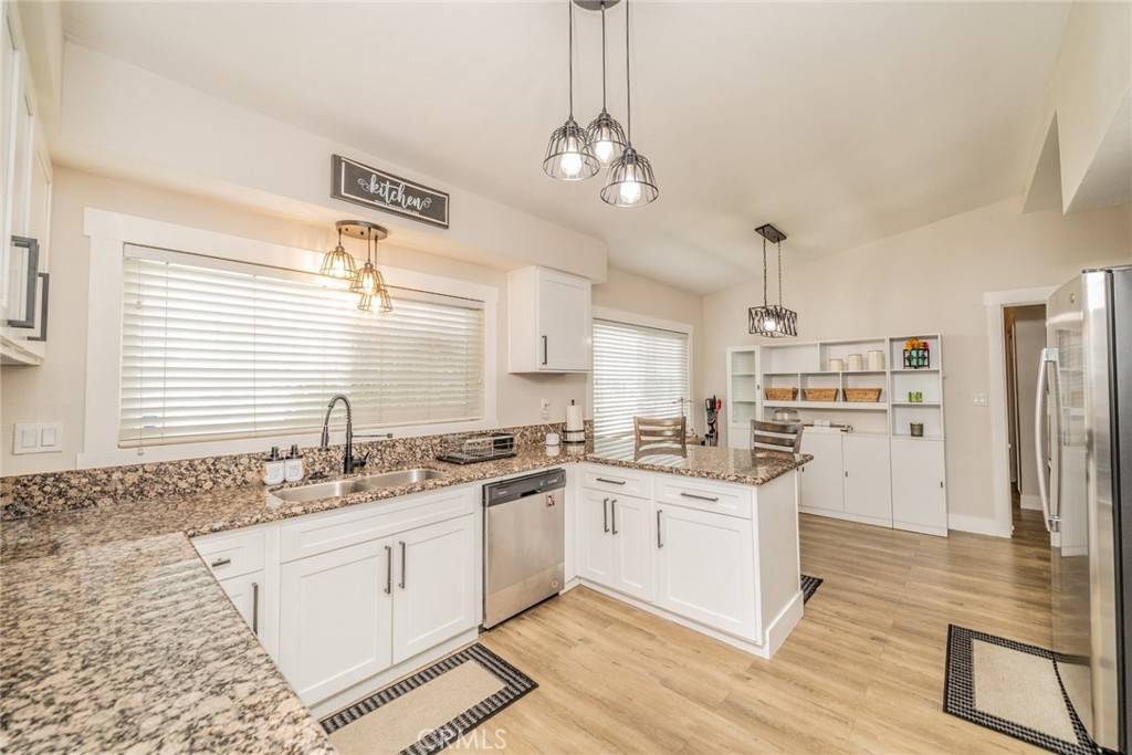Rialto, CA 92377,5716 Magnolia AVE