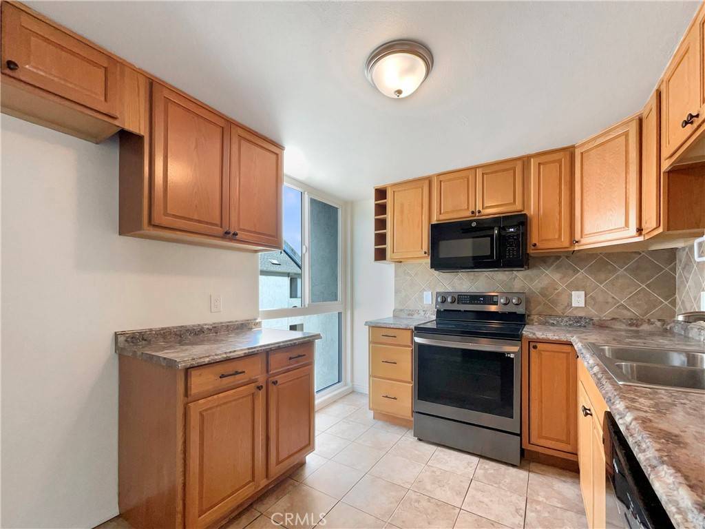 San Diego, CA 92110,1124 Eureka ST #28