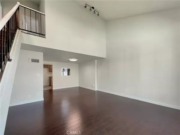 San Diego, CA 92110,1124 Eureka ST #28